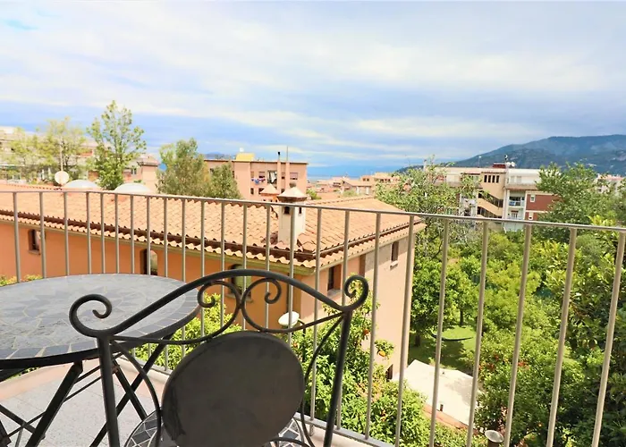 Benny House Сорренто